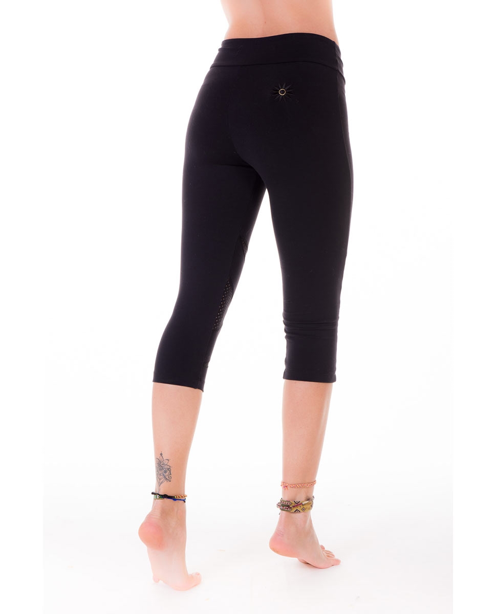 Womens Perforated Supplex High-Waist Capri
